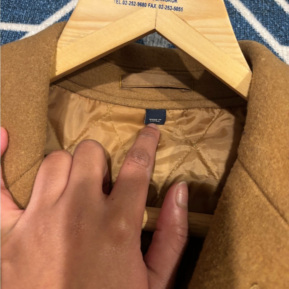 Men's Camel J.Crew Topcoat - Picture 5 of 8